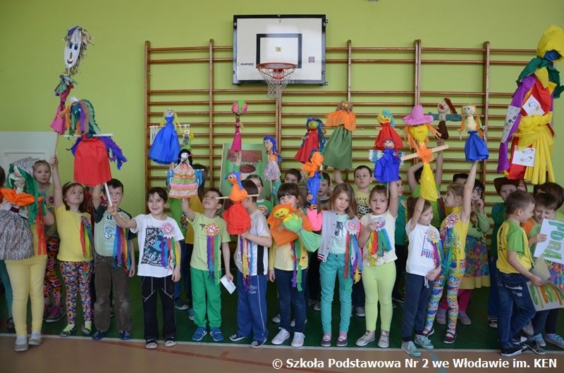 wiosenneuroczystociwklasach0iii7.jpg
