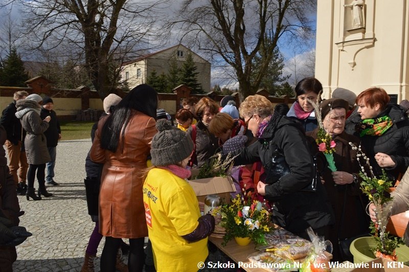 wolontariuszezeszkoypodstawowejnr218.jpg